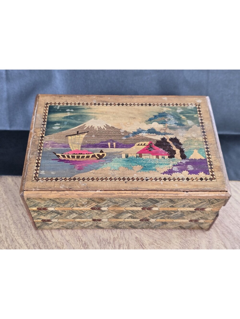 Vtg Mid-Century Puzzle Box Japanese Wood Inlay Sailboat w/ Mt Fuji